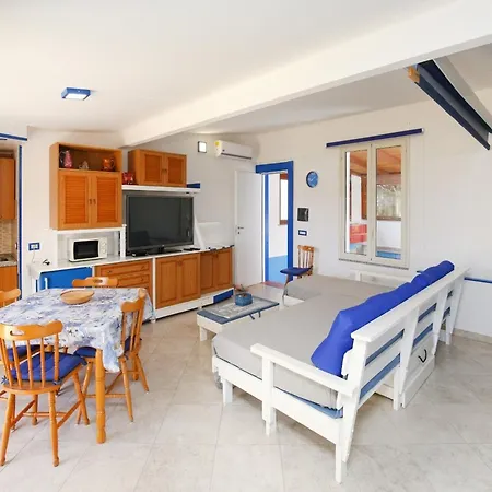 別荘 With Sea View And Large Terrace *